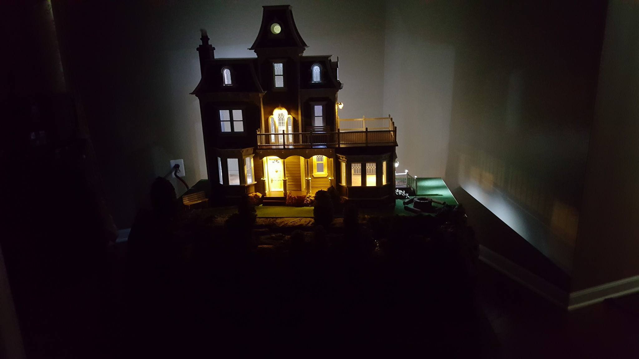 FAQ - Dollhouse Miniature Madness and Tutorials